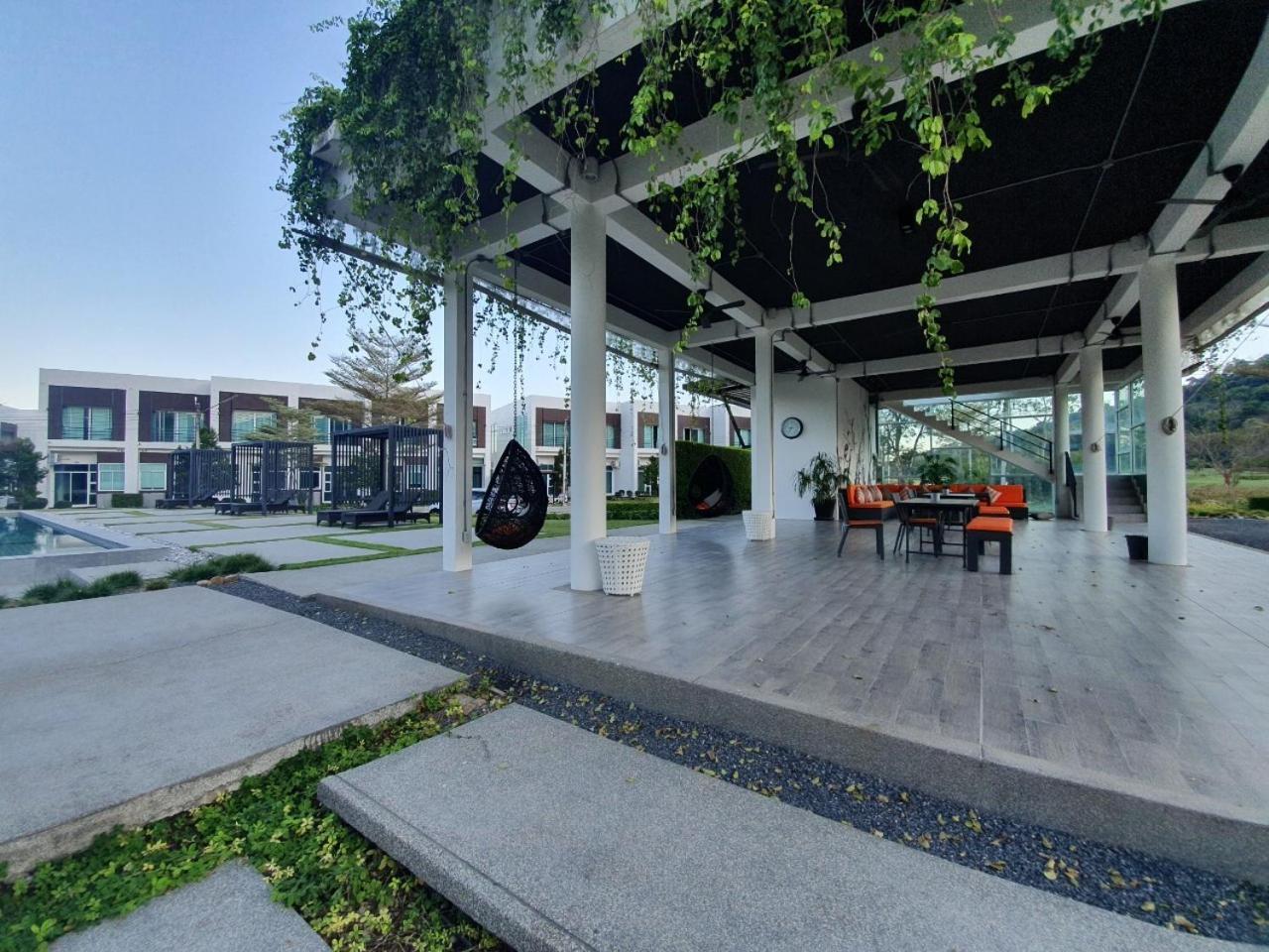 Hotel The Midst@ Royal Hills Nakornayok Nakhon Nayok Exterior foto